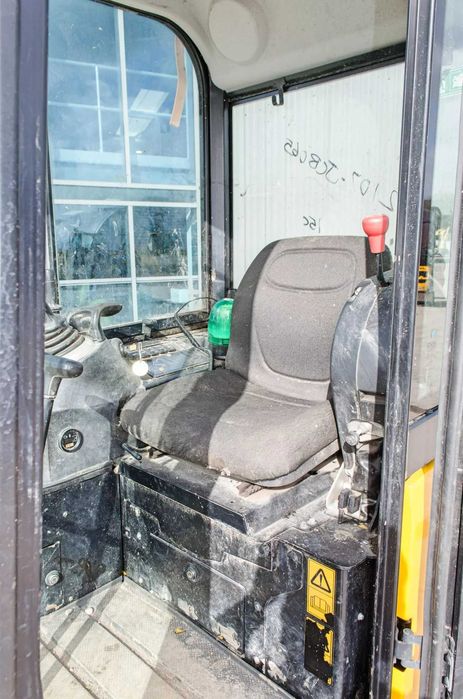 JCB 15C-1 – Mini Excavator