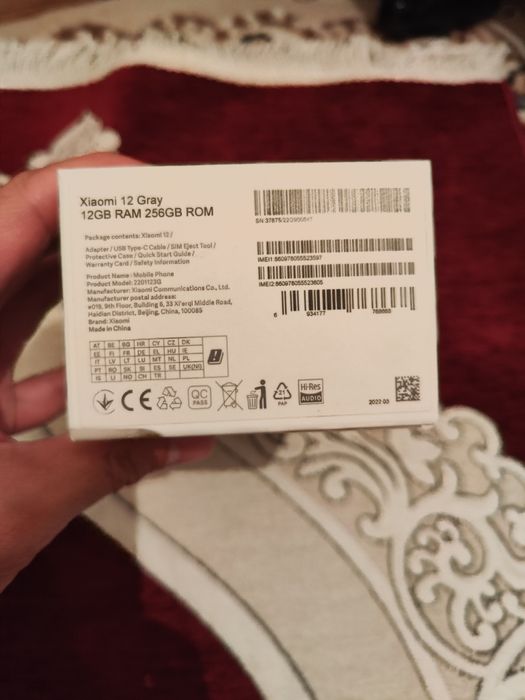 Айфон 13 и Xiaomi 12