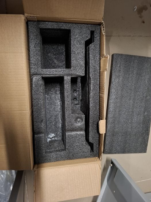 Продам кронштейн