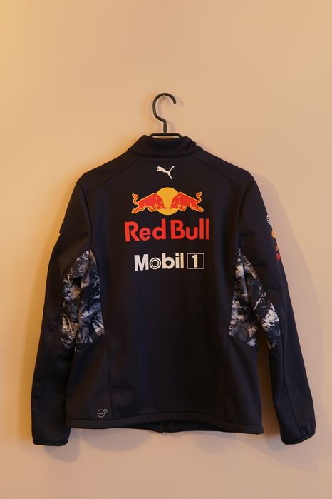 2017 Redbull унисекс softshell якe