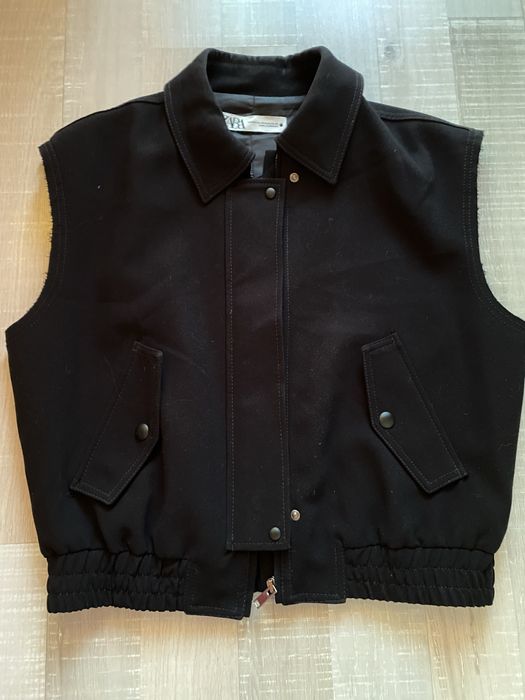 Елек на марката zara