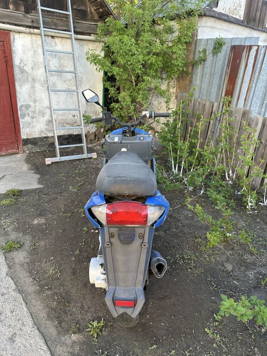 Продам мотор в среднем состоянии