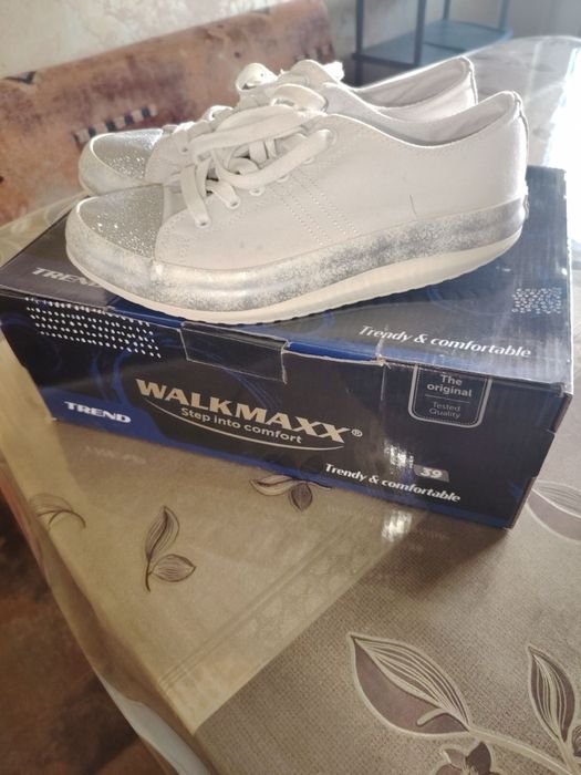 Женски обувки walkmaxx
