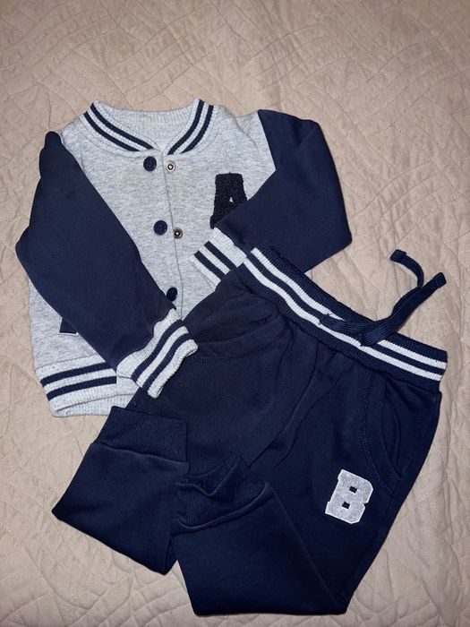 Продам теплый бомбер и штаны