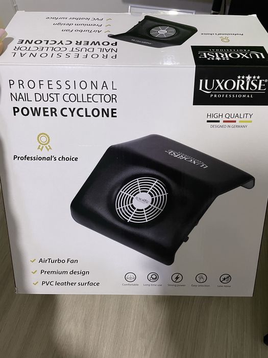 Aspirator manichiura