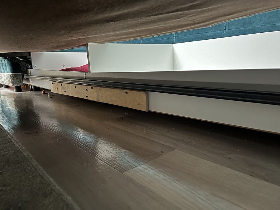 Продам срочно диван