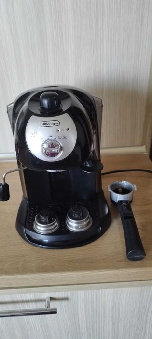 Кафе машина Delonghi