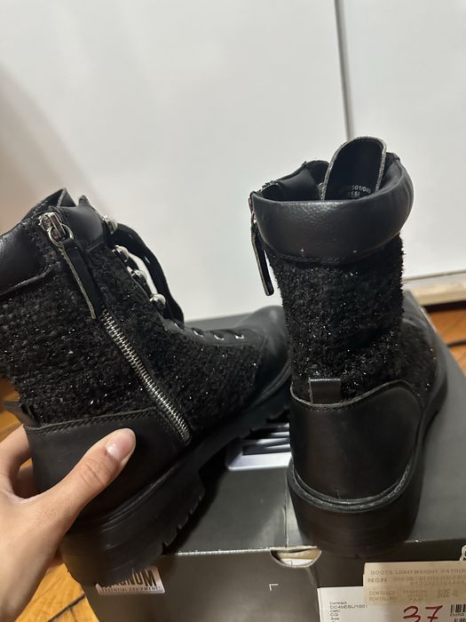 Дамски ботушки Zara