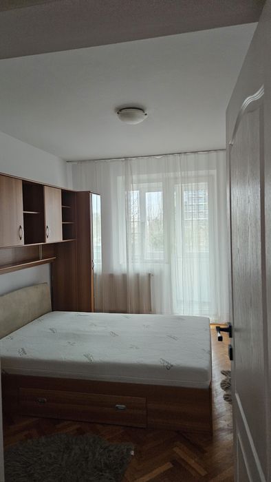 Apartament 2 camere  de inchiriat pe Bd Independentei
