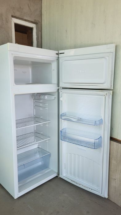 Продам  Холодильник бу. Хорошем состояние.