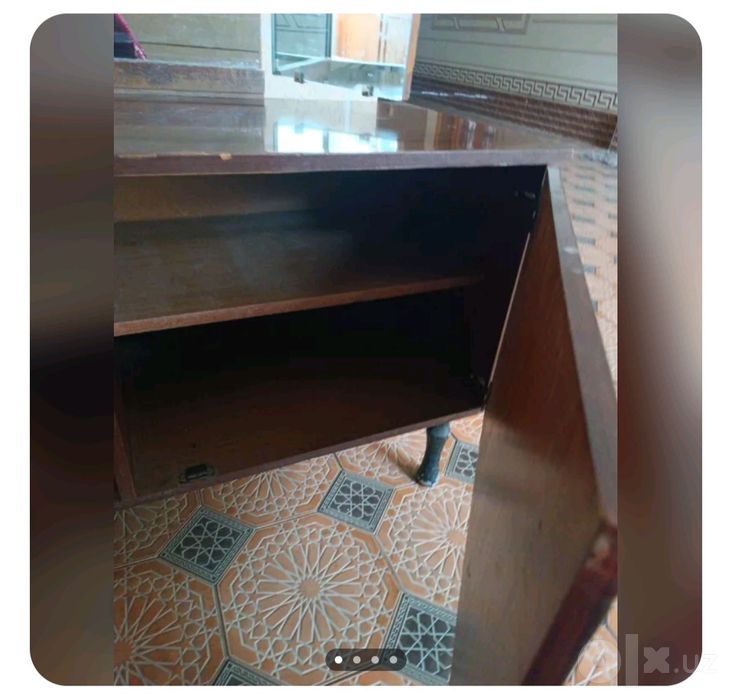 Oynali tumba sotiladi