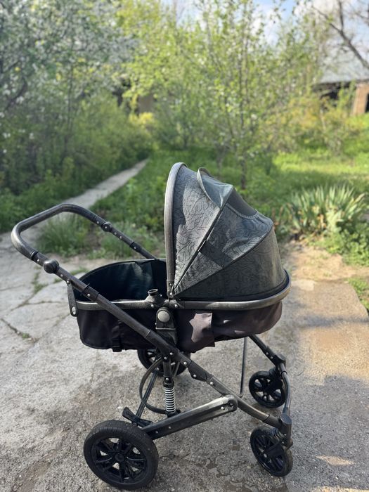 Продам коляску б/у