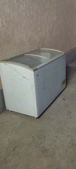 Продам морозильник