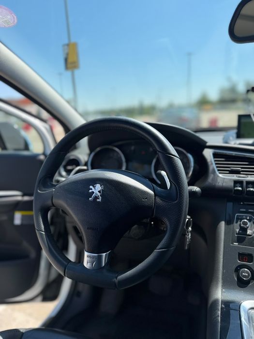 Peugeot 3008 hybrid an 2012