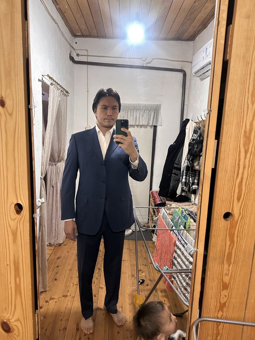 Canali , оригинал костюм в идеальном состоянии,  52 размер,