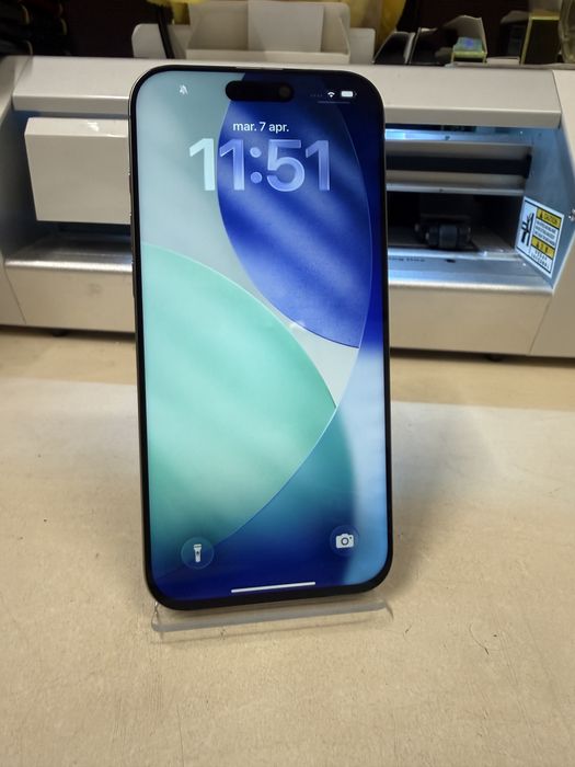 Iphone 16 pro max / 256 gb / 94 % baterie / Impecabil ca Nou