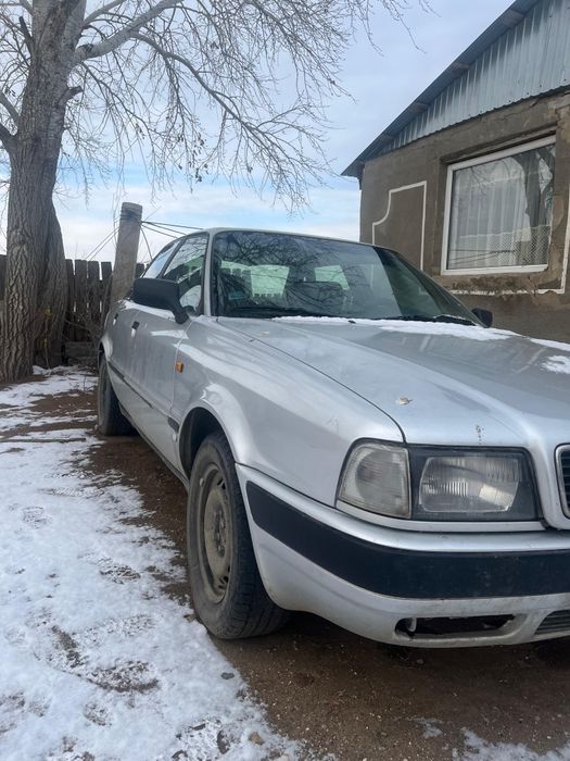 Продам Ауди б3 срочно