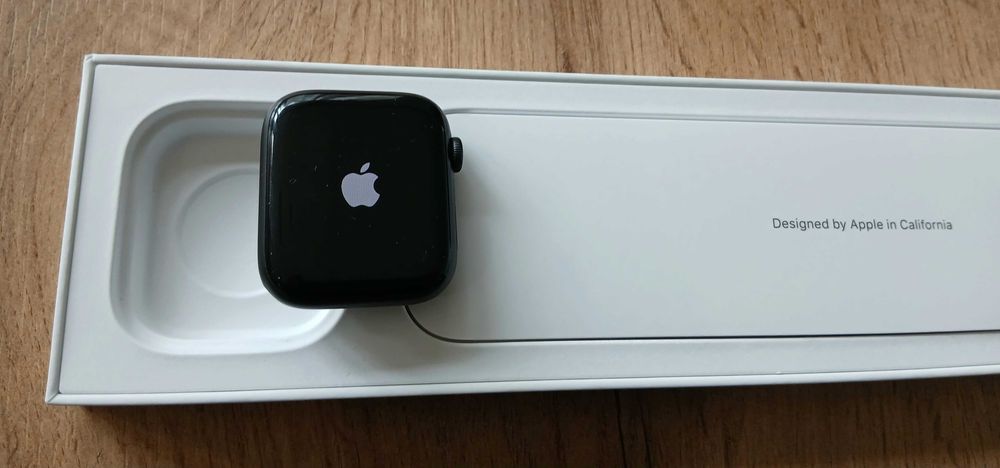 Apple Watch SE в ГАРАНЦИЯ