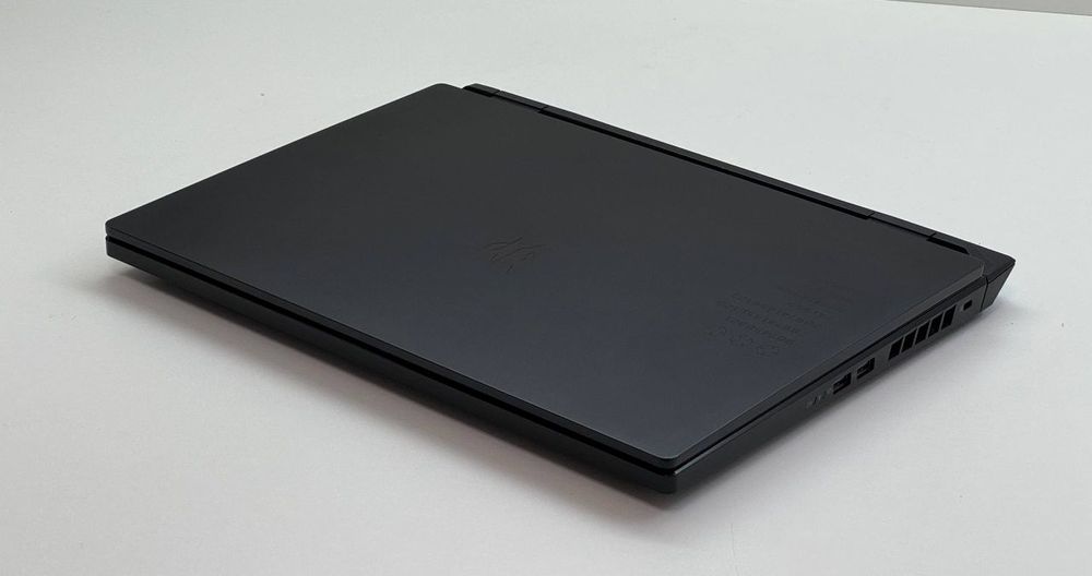 Acer Predator Helios Neo 16 — i9 13900HX / RTX 4060 8GB / DDR5 16GB /