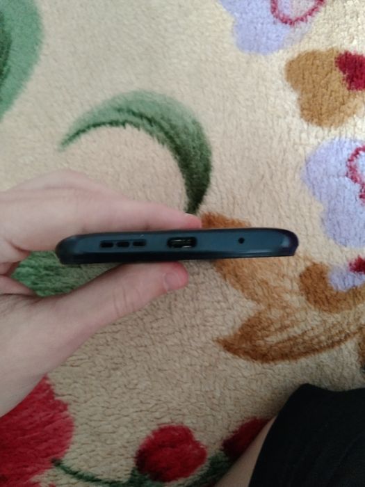 Продам телефон Redmi 9T