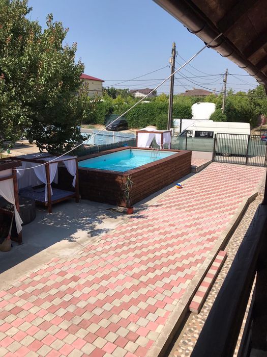 Pensiune ! PISCINA!! Va oferim cazare 9 camere !!