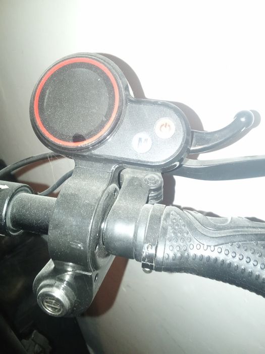 Vand trotineta electrica hitway h5 are controllerul stricat trebuie înlocuit cu unul nou