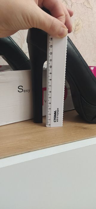 Продам туфли 39 размер