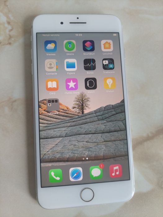 [7+] Vând Apple iPhone 7 Plus silver de 256GB (nu ia semnal) //poze reale