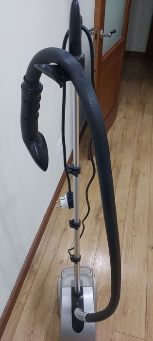 Продам паровой утюг отпариватель