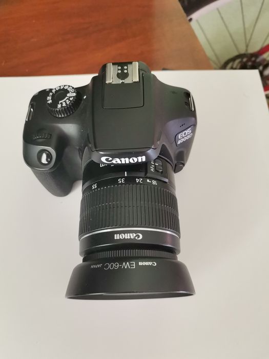 canon eos 4000d + обектив 75-300