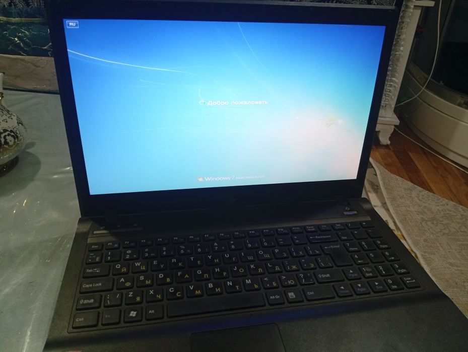 Ноутбук DNS сотилади