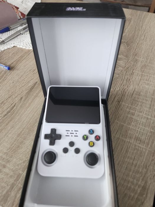 64 GB Чисто нова КОНЗОЛА R36S