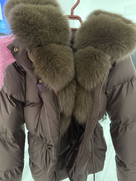 Geaca maro cu blana naturala