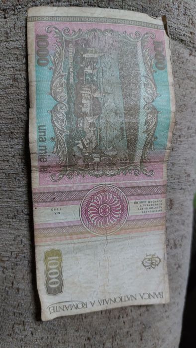 Bagnotă veche una mie lei
