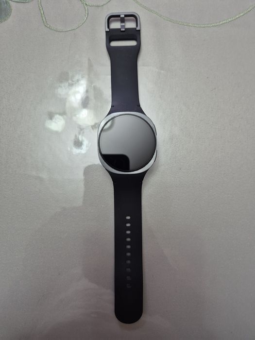 Samsung watch 8  40mm sotiladi