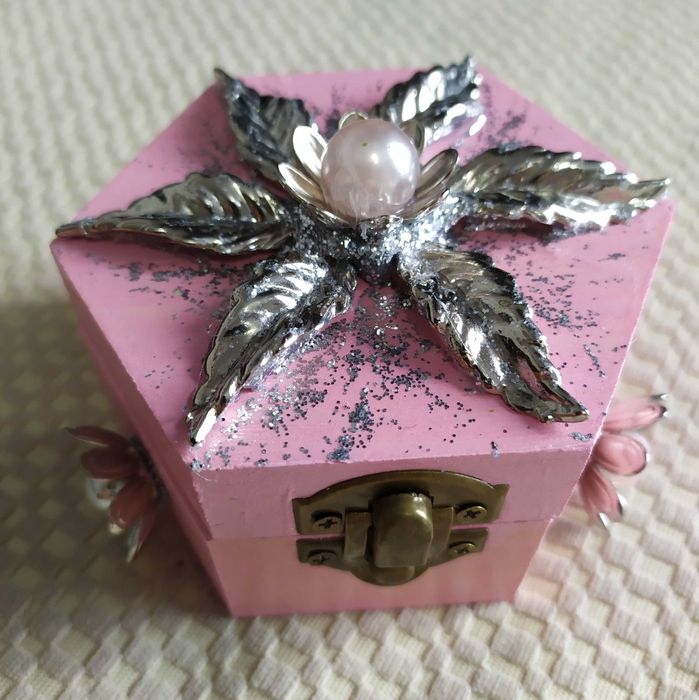 Ръчно изработени кутийки за бижута