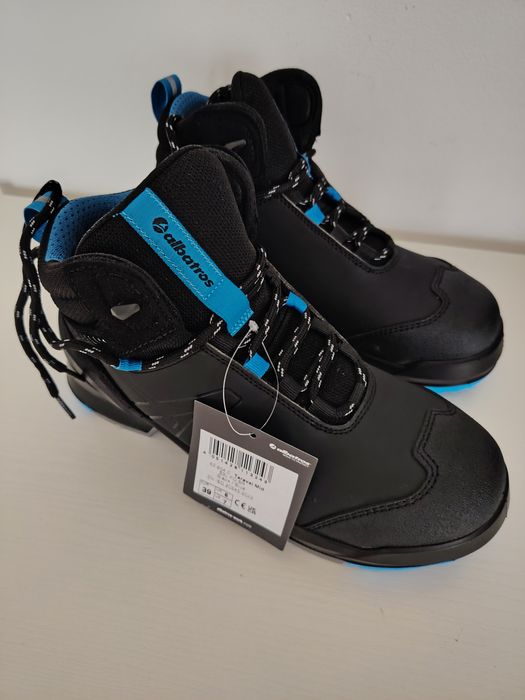 Работни или  планински обувки. Albatros.