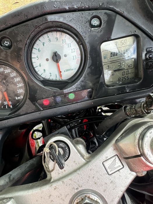 Honda VFR 800 , RC 46