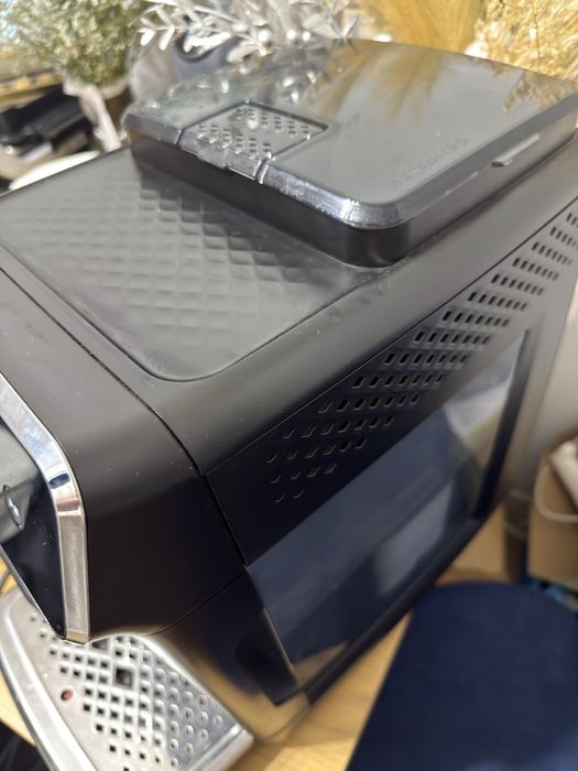 Кафеавтомат Philips  EP2231/40 . 4 години гаранция