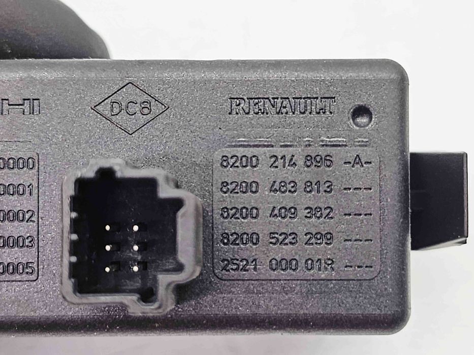 Buton avarii Renault Megane 3 (B95) [Fabr 2008-2016] 8200214898