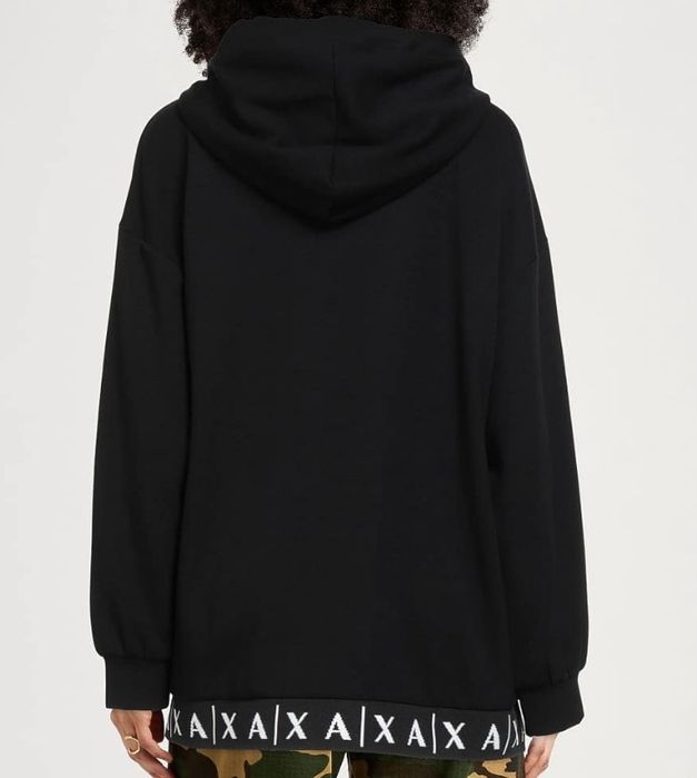 Armani  Exchange суитчър, нов, M/L