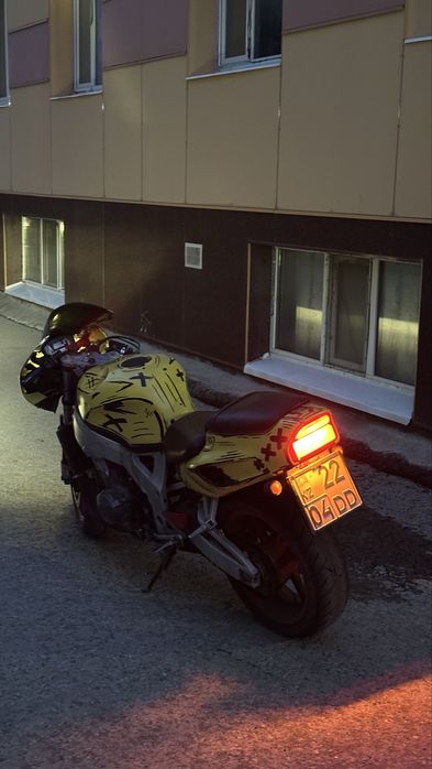 Мотоцикл honda cbr900rr fireblade