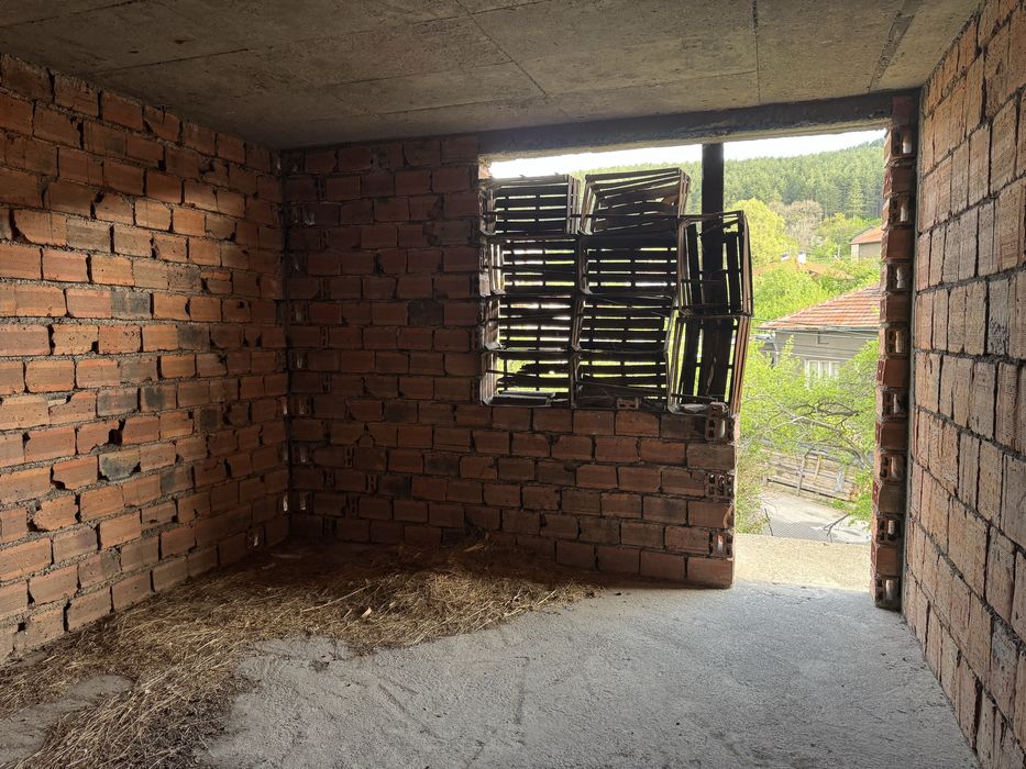 Продава се Къща в Перник, Калкас - 256 кв.м за 704 €/кв.м - Снимка #4