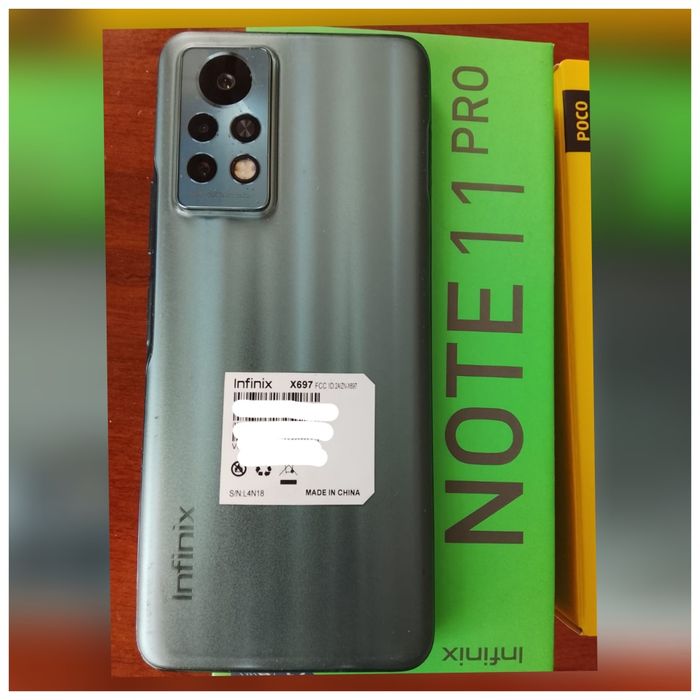 Продам смартфон один из двух