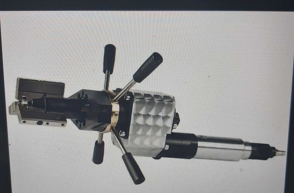 Masina sanfrenat teava DWT MF3i