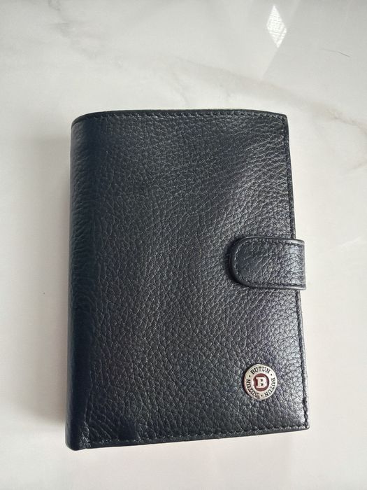 Продам портмоне в идеальном состоянии