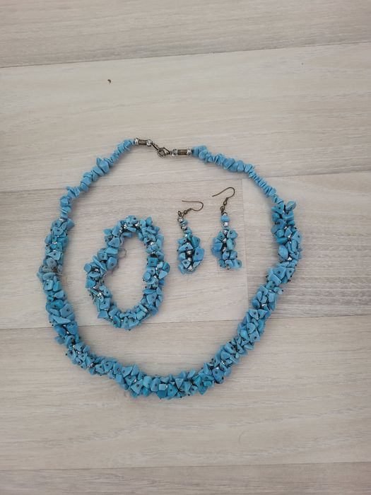 Украшение натуральные камни