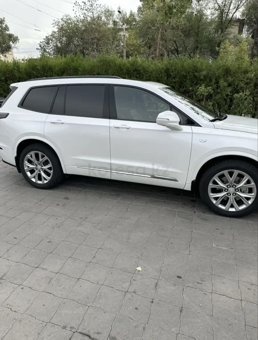 Продам Cadillac XT6 2020г