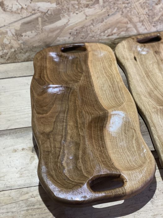 Platouri din lemn de nuc: O simfonie a naturii în bucătăria ta!!!