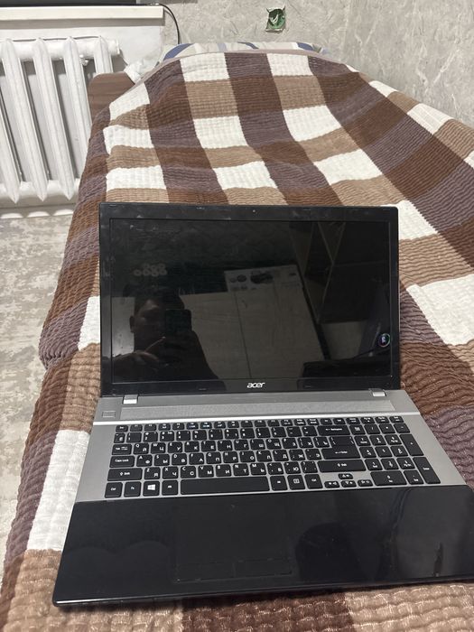 Продам ноутбук Acer V3-731G